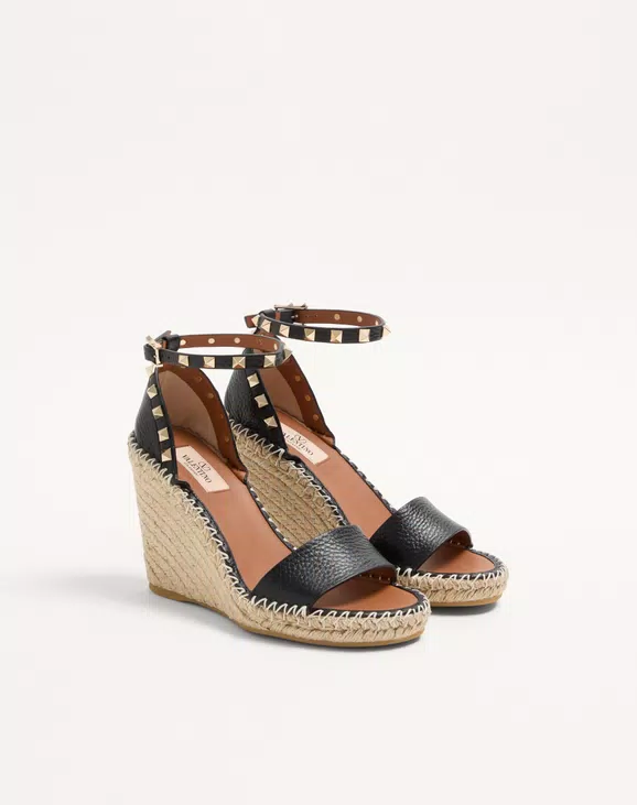 Valentino Double Rockstud Grainy Calfskin Wedge Sandal 105 Mm - Image 6